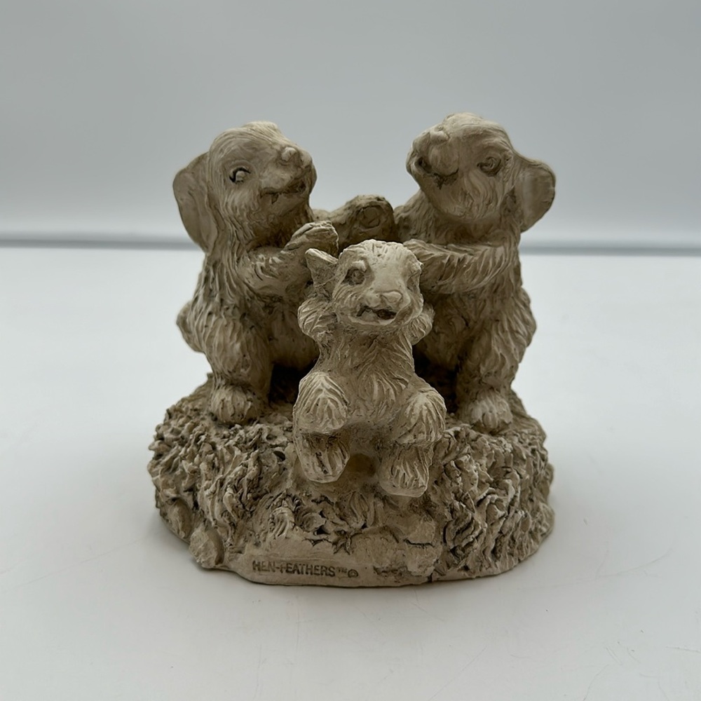 Hen-Feathers Rabbits Figure/ Thee Bunnies/Indoor-Outdoor/ Faux Concrete